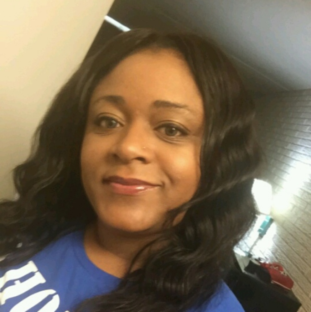 Meet your Posher, Latoya